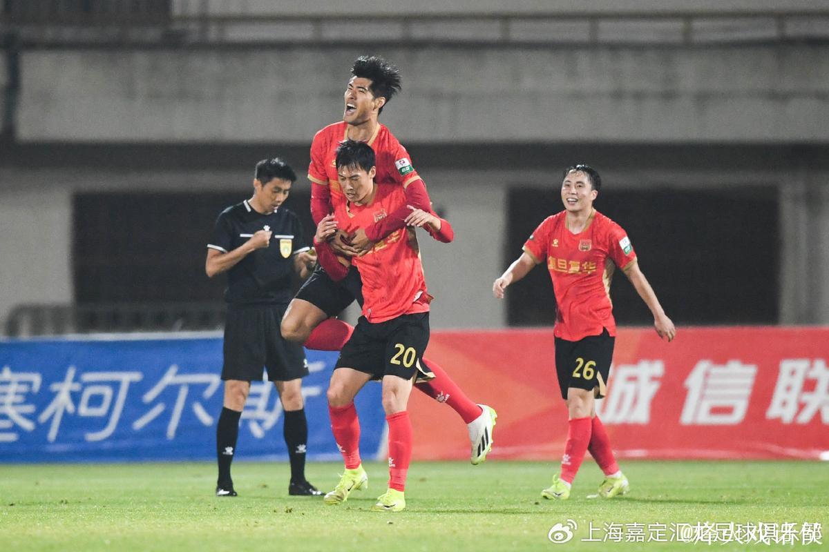 中甲三队齐换帅：形势不妙时 换帅换活法