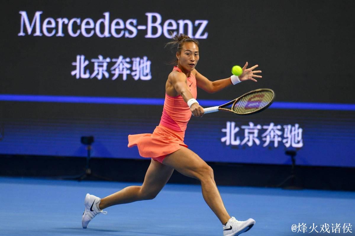 中网郑钦文不敌穆霍娃无缘决赛 后者将与高芙争冠 中网郑钦文不敌穆霍娃无缘决赛 后者将与高芙争冠