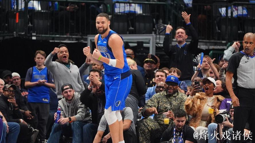 克莱26+6三分命中数里程碑 独行侠主场大胜爵士 克莱26+6三分命中数里程碑 独行侠主场大胜爵士