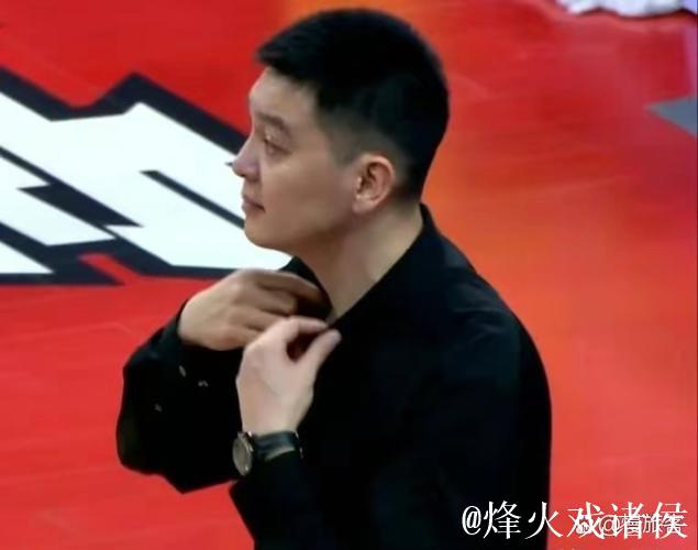 杨鸣：赢下一个没有周琦的广东队参考价值不大